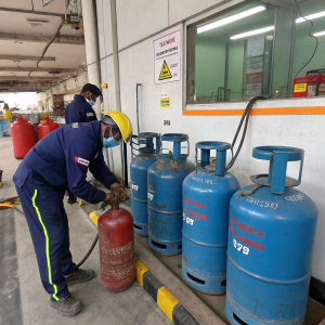 several-lpg-cylinder-inflators-are-working-inside-